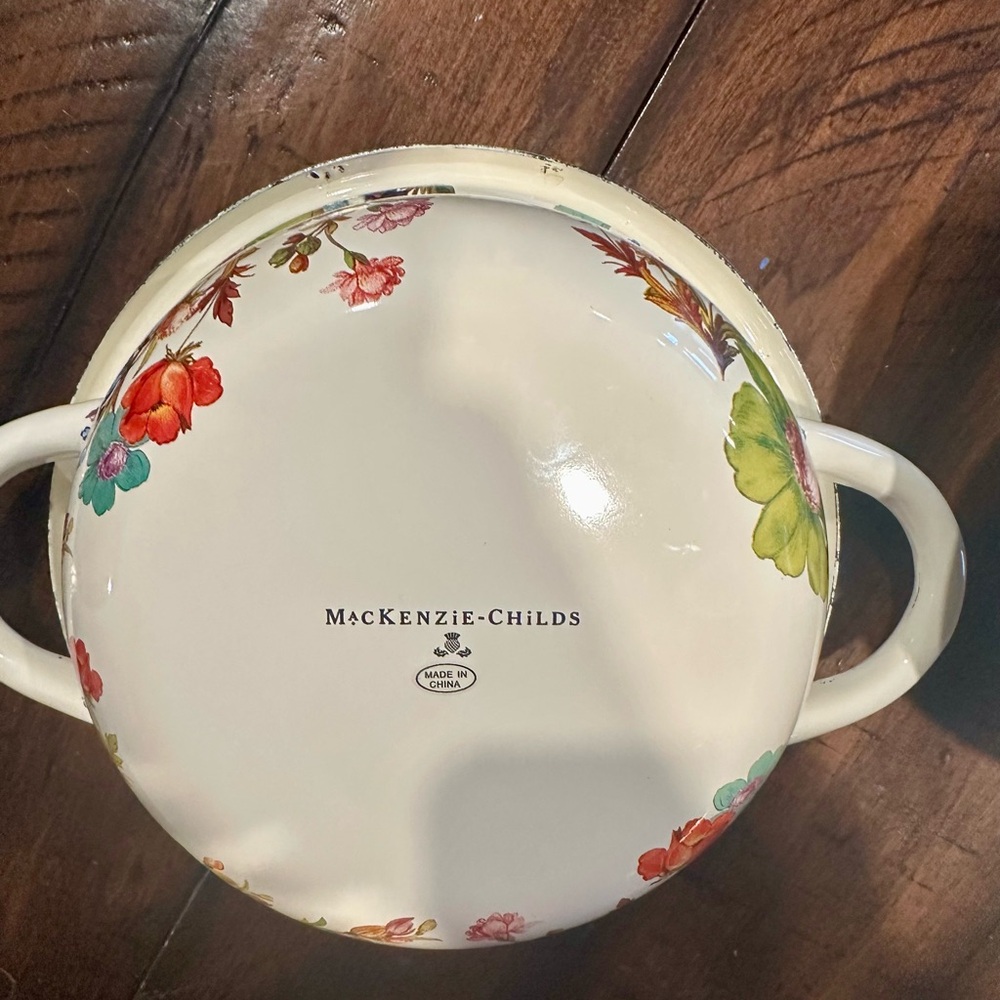 Mackenzie-Childs White Flower Market 8.25” Lidded Casserole - Picture 6 of 7